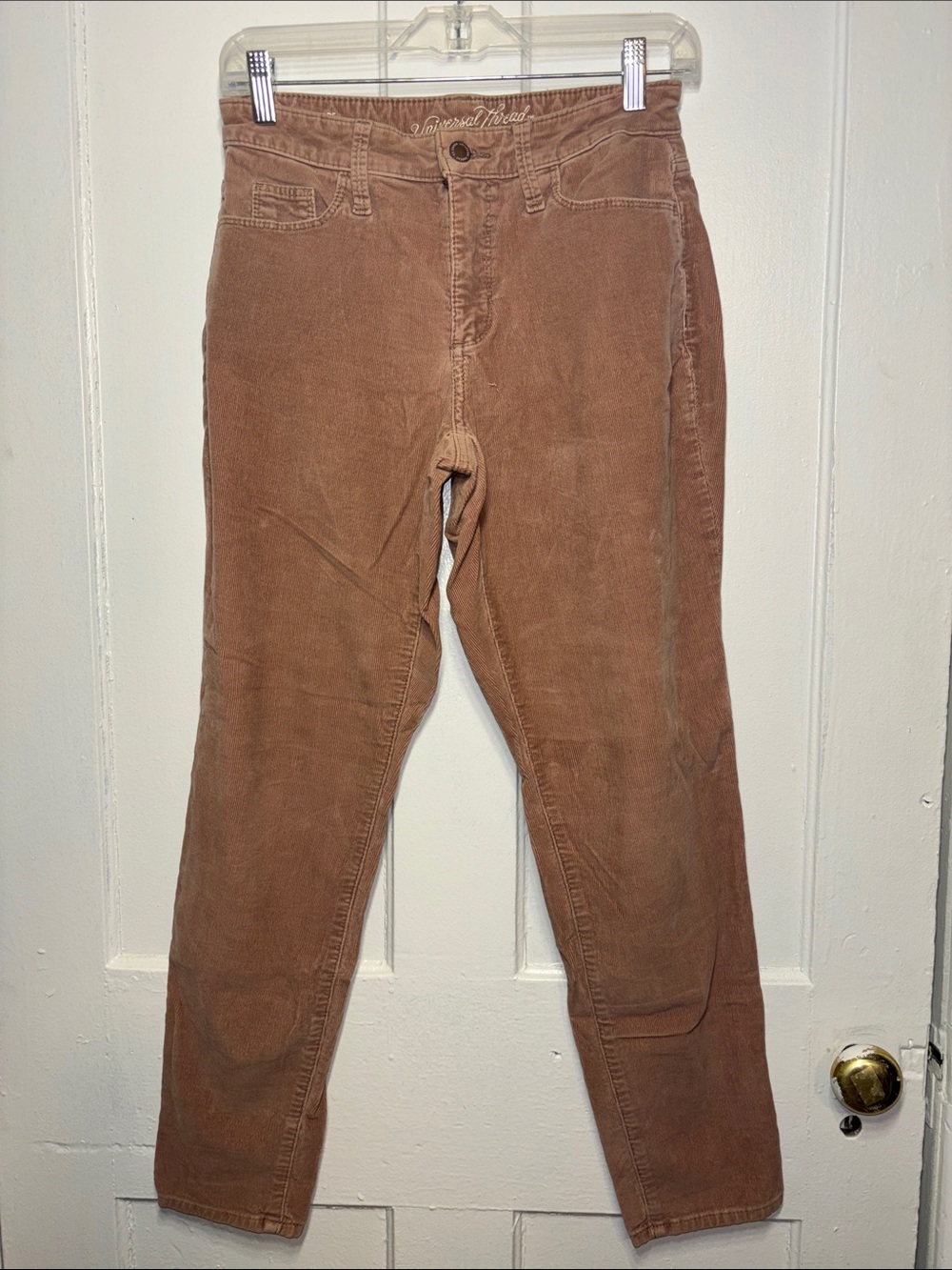 Universal Thread Women’s Rust Brown Corduroy Straight Jeans size 2/26R